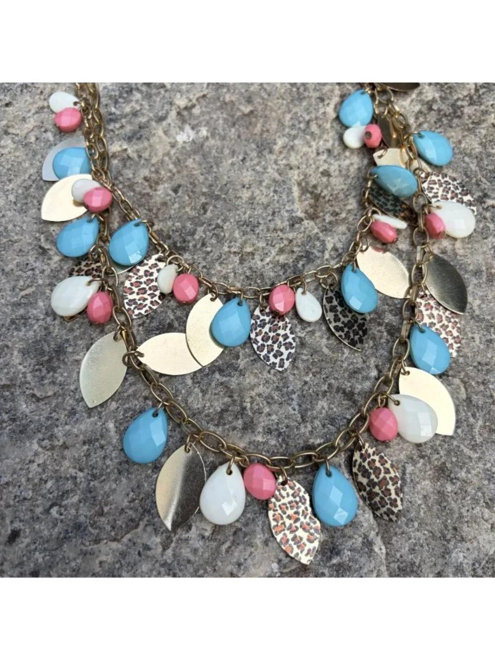 Y2K Turquoise Pink Leopard Print Leaf Charm Layered Statement Necklace Gold 22